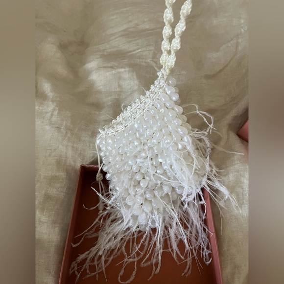 Cult Gaia Dory Feather Bag - Picture 5 of 9